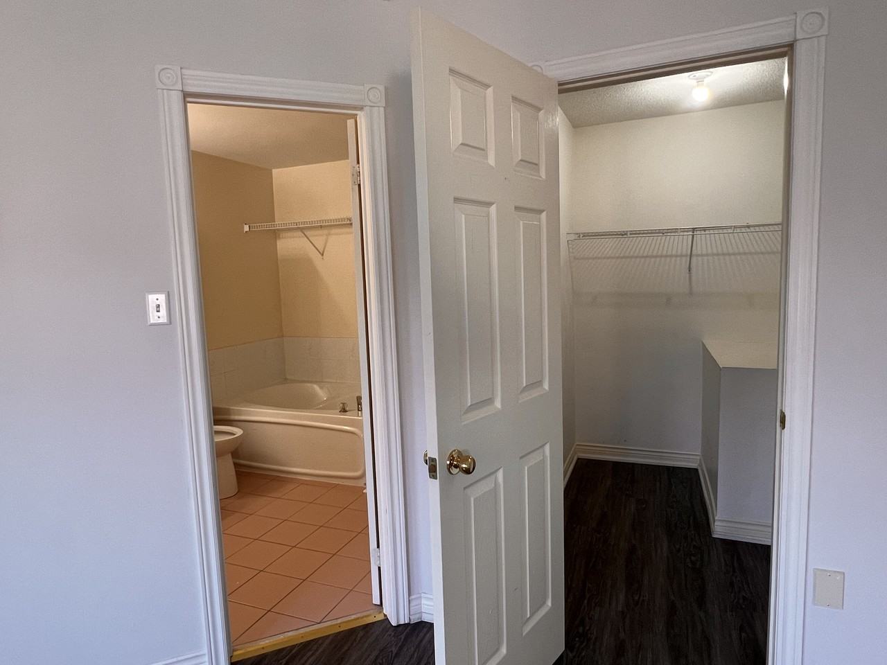 18 Clark Avenue West - Photo 6 of 20