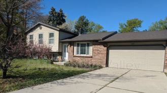 8926 S Manchester Ln - Photo 1 of 1