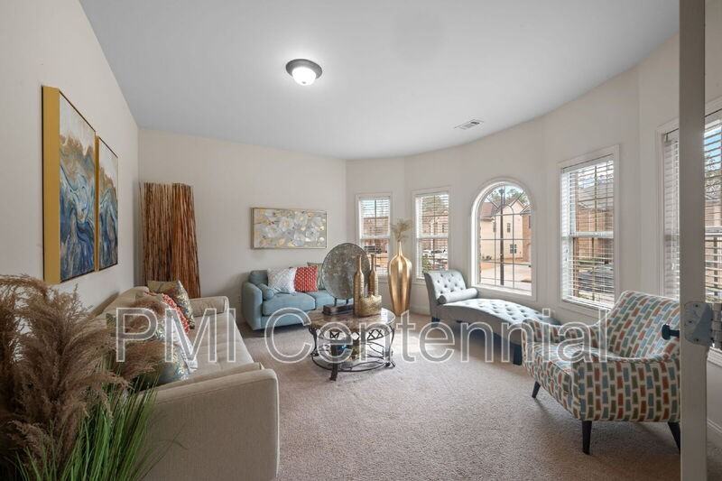 669 Sportsman Ln - Photo 3 of 42