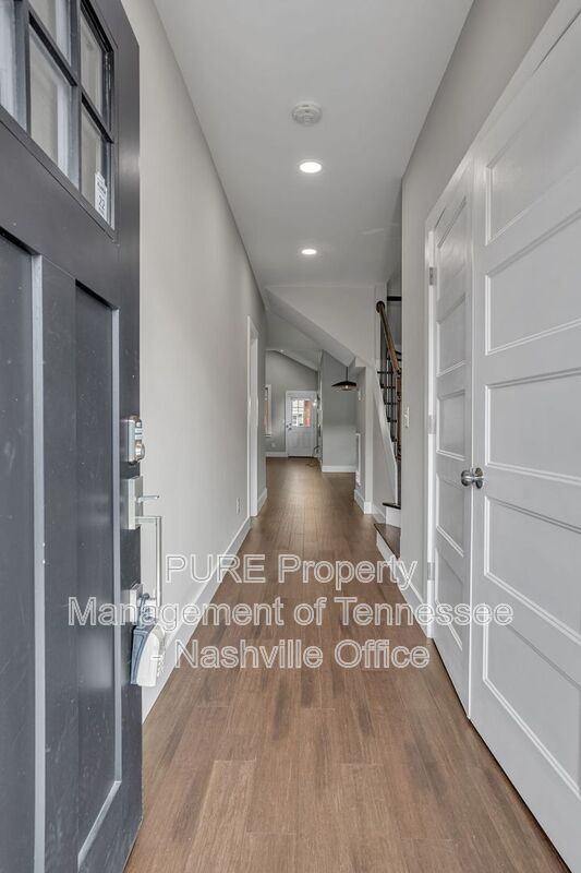 3212A Lincoln Ave - Photo 4 of 33