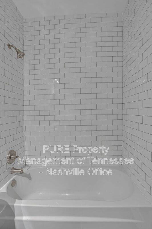 3212A Lincoln Ave - Photo 7 of 33