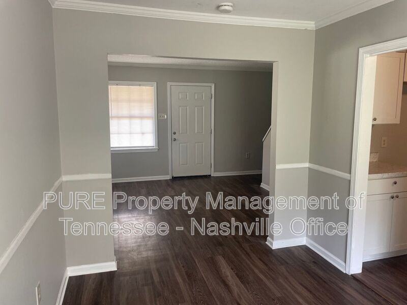 1441 Whitney Ave - Photo 2 of 7