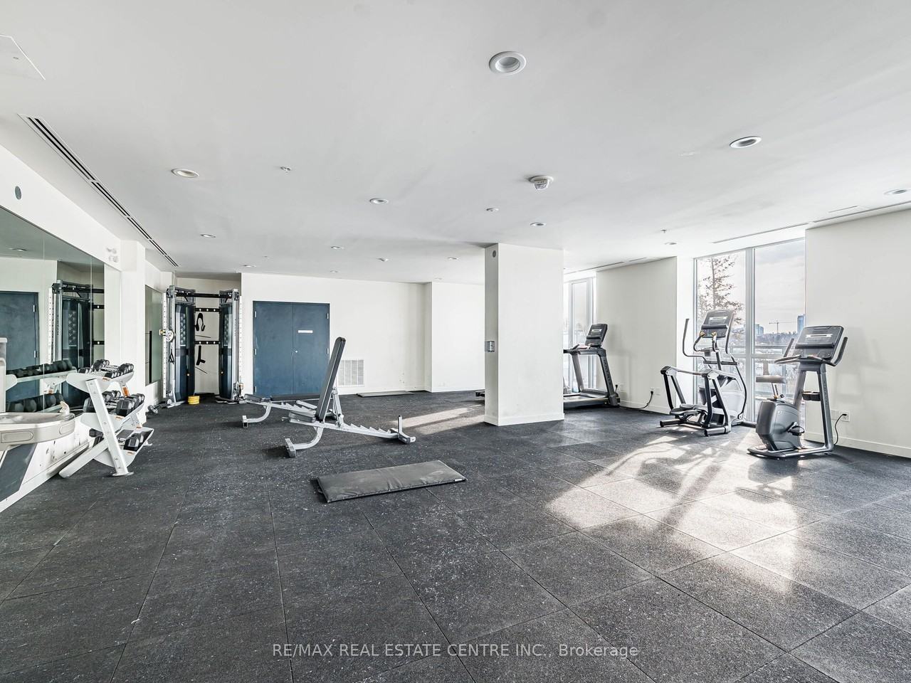 128 King Street North #707 - Photo 4 of 16