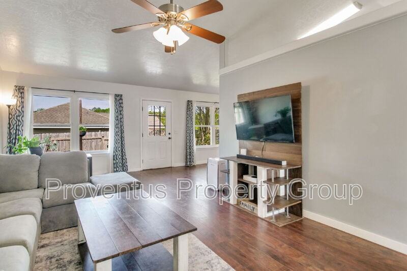 3661 London Rd - Photo 6 of 50