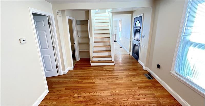 254 Broadway - Photo 5 of 21