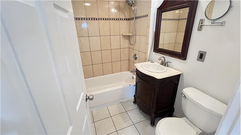 254 Broadway - Photo 7 of 21