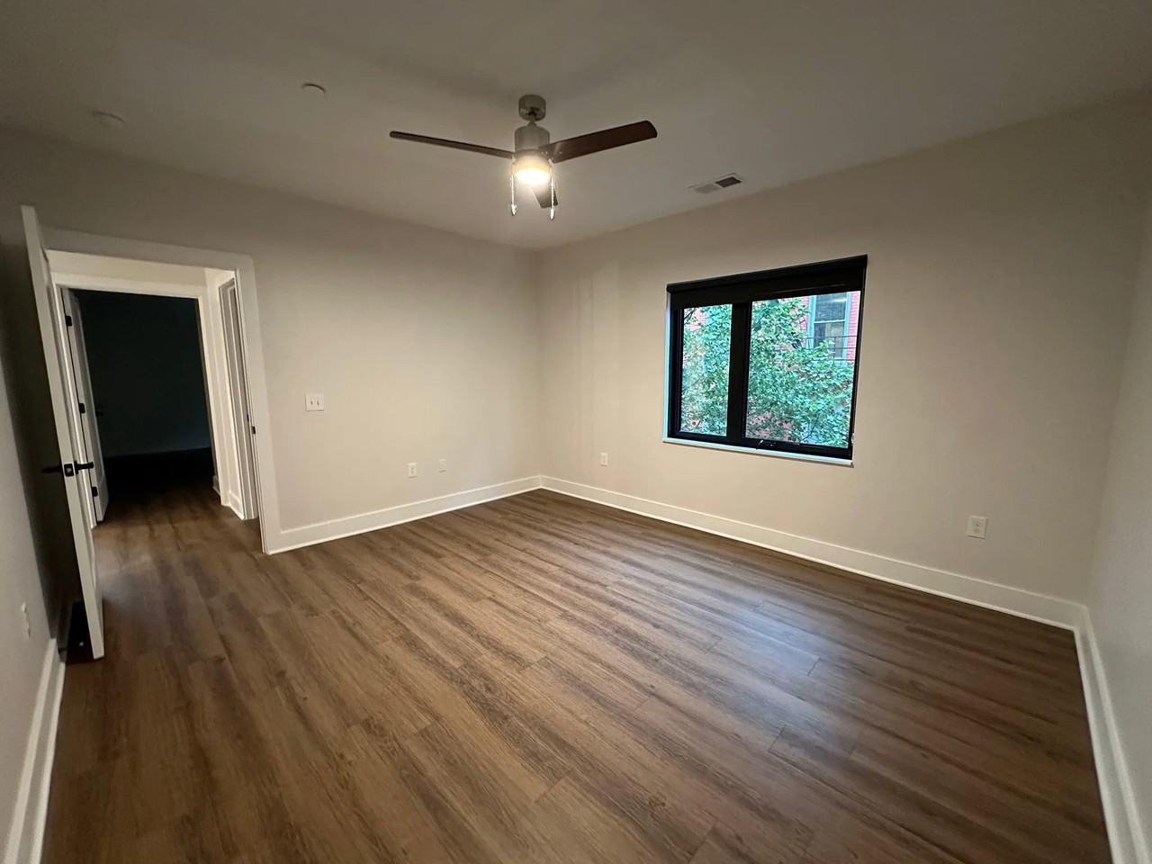 1531 Pleasant St #302 - Photo 4 of 14