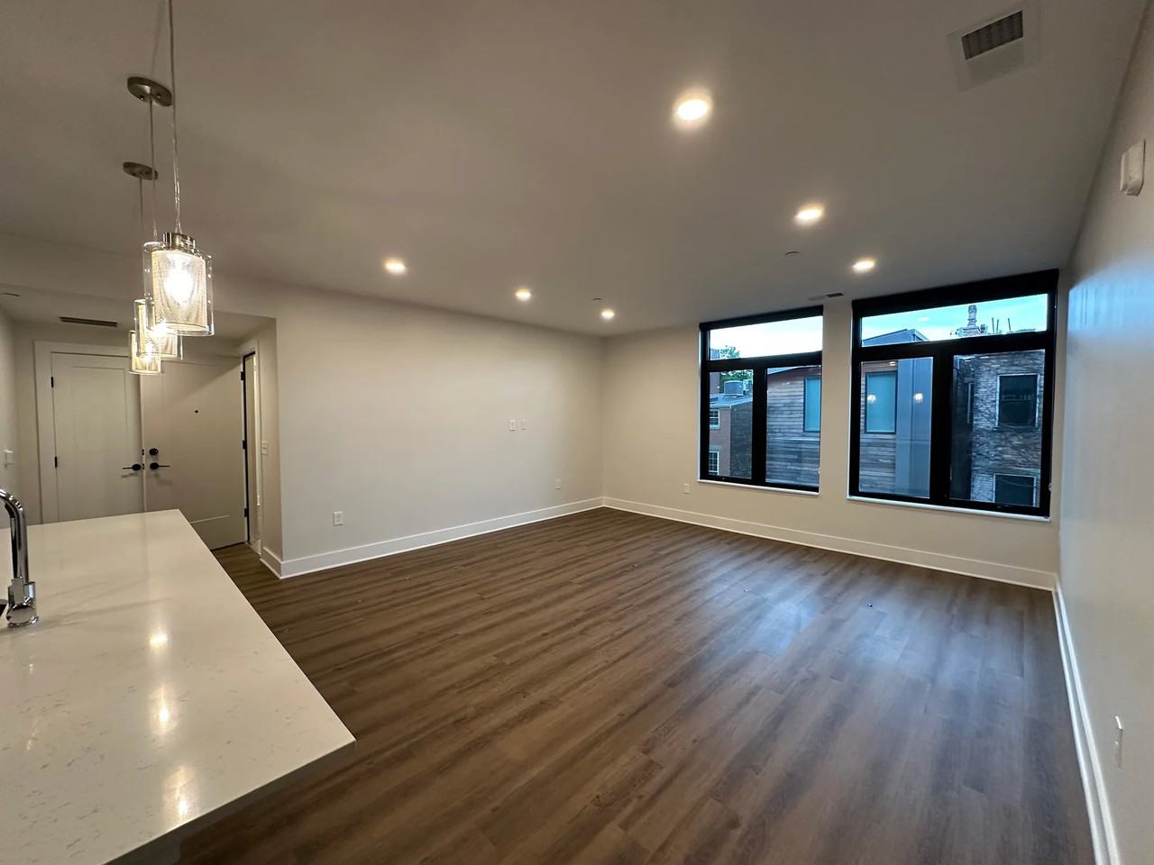 1531 Pleasant St #302 - Photo 7 of 14