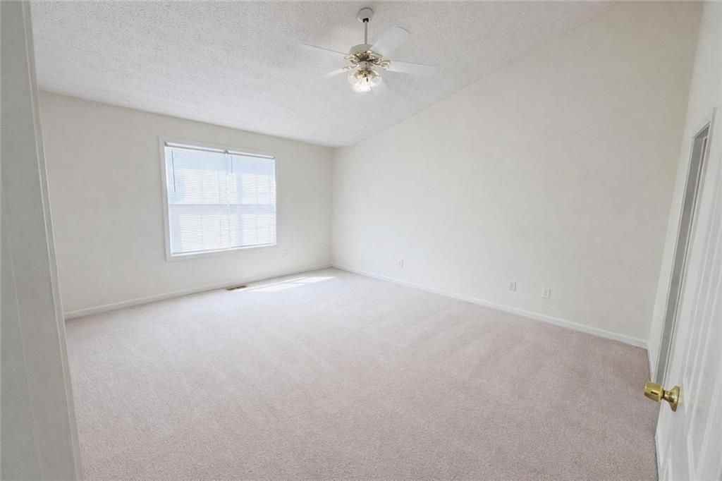 3165 Chandon Ln - Photo 5 of 15