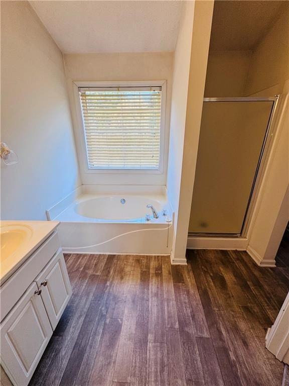 3165 Chandon Ln - Photo 6 of 15