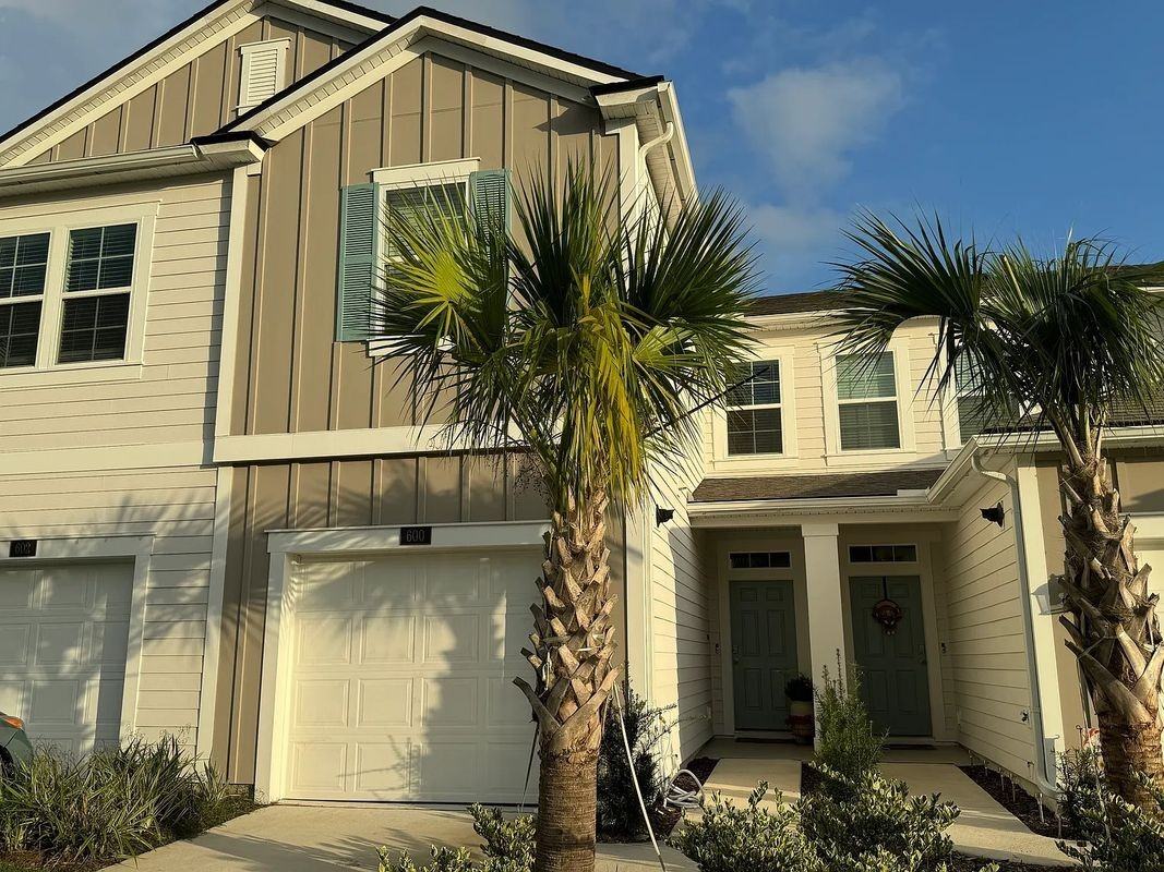 600 Coastline Way - Photo 2 of 11