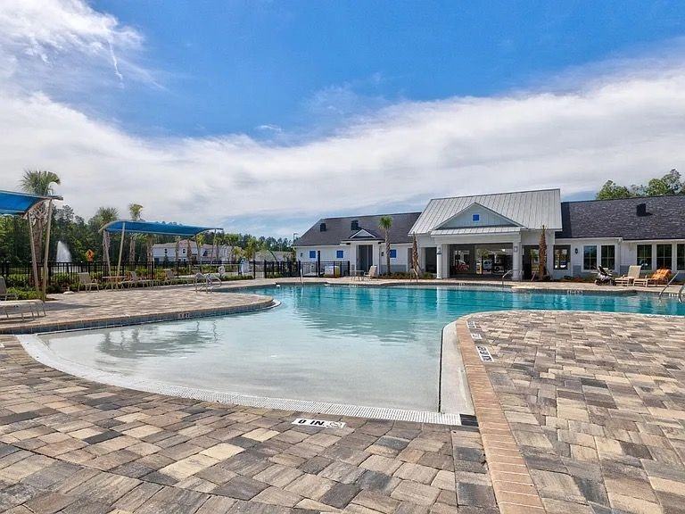 600 Coastline Way - Photo 7 of 11