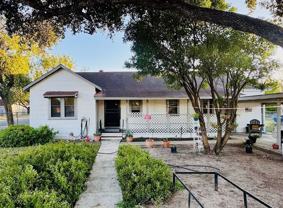 1601 Redwood Ave - Photo 1 of 1