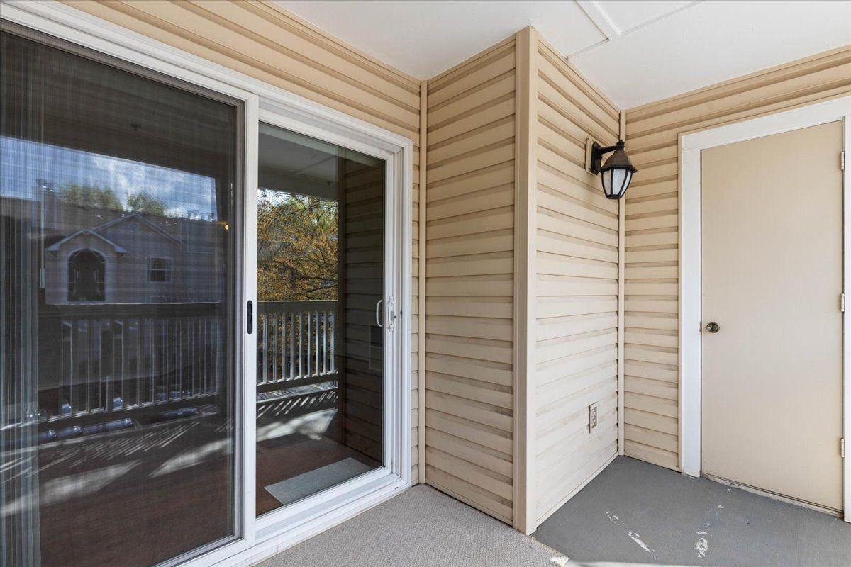 1524 Lincoln Way ##325 - Photo 4 of 28