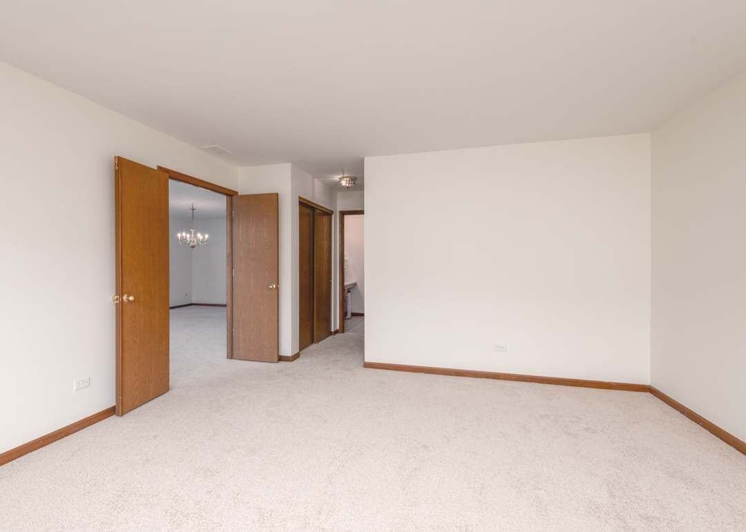 21211 Silktree Cir - Photo 2 of 21