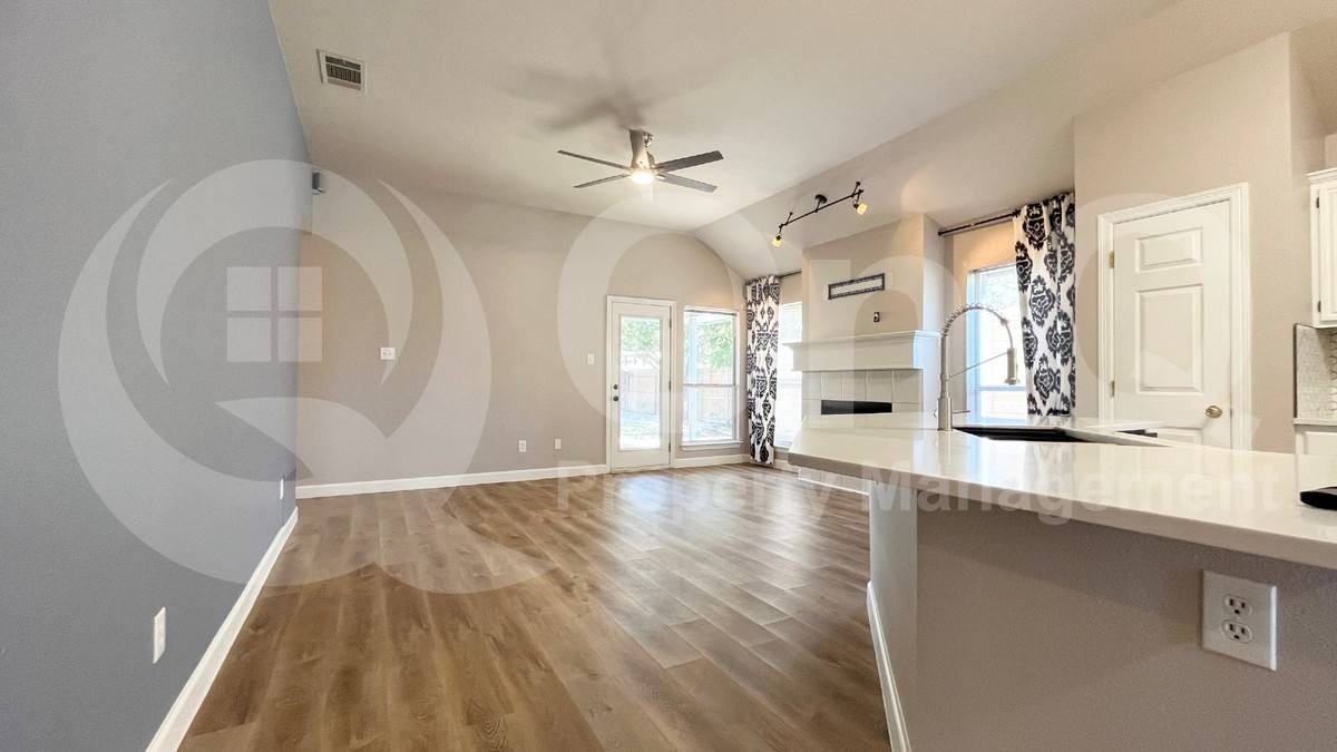 5509 Cypress Dr - Photo 7 of 10