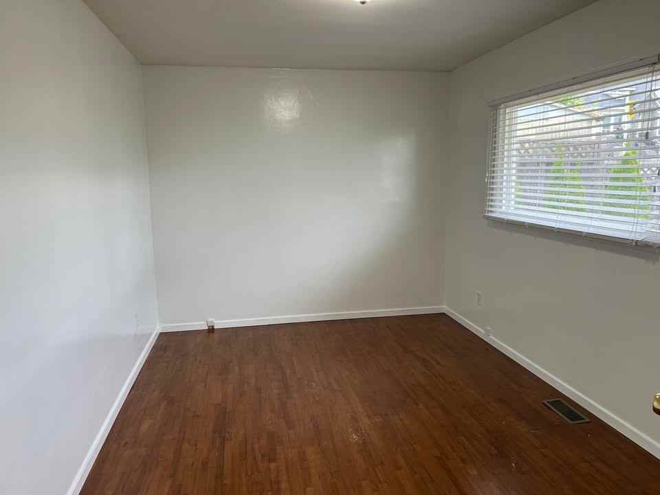 15950 Fraser Highway #256 - Photo 4 of 6