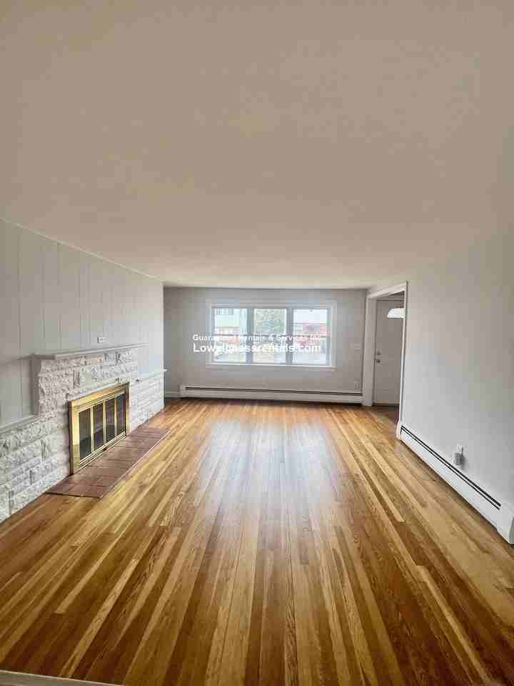 48 Anderson St - Photo 6 of 12