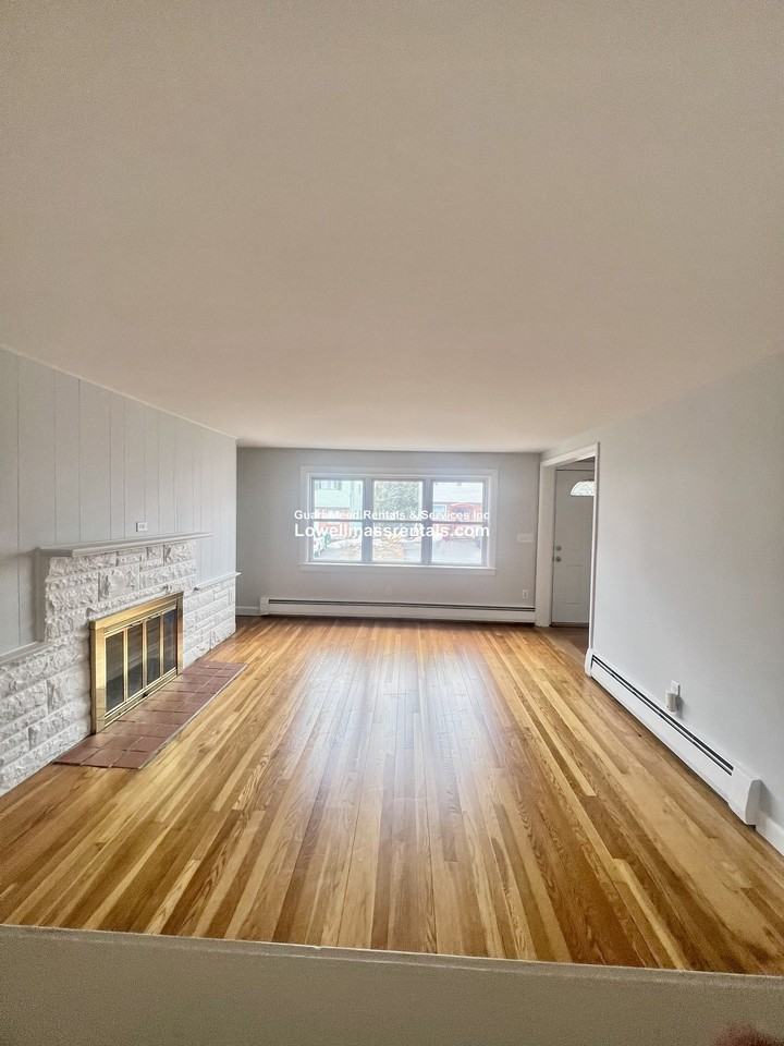 48 Anderson St - Photo 7 of 12