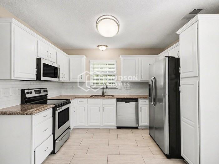 9314 Broken Pine Ln - Photo 6 of 20