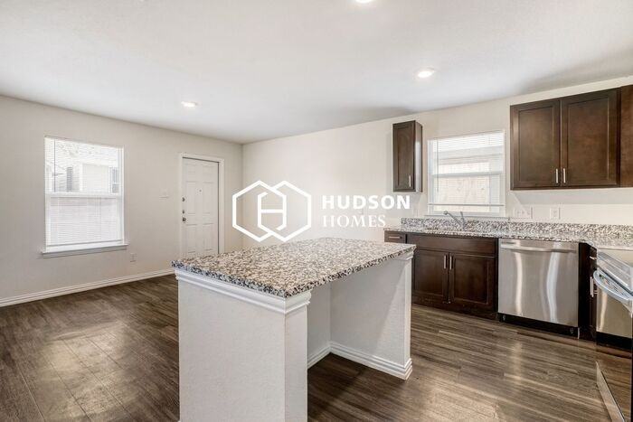 412 New Mexico St - Photo 6 of 14