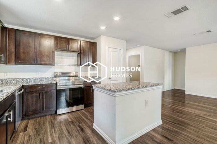 412 New Mexico St - Photo 7 of 14