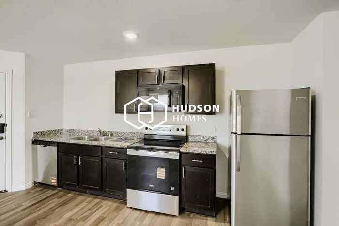 5912 Wilkes Dr - Photo 5 of 14