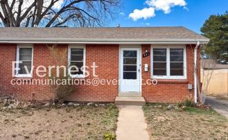 231 N Roosevelt Ave - Photo 1 of 1