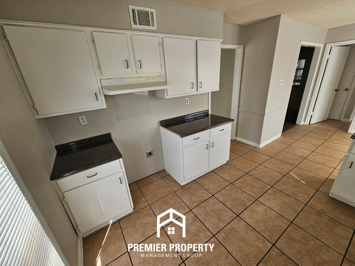 6656 Red Birch Dr - Photo 7 of 18