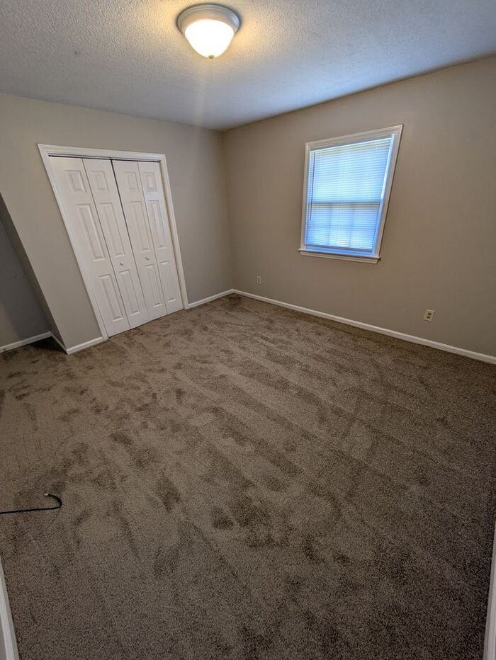 435 10th Avenue Pl Ne - Photo 4 of 6