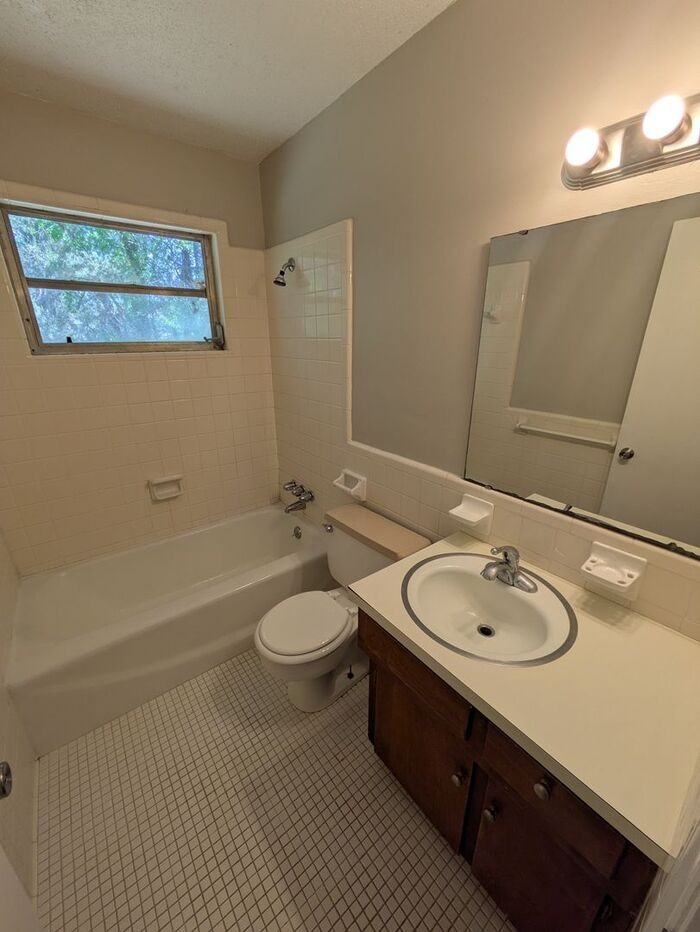 435 10th Avenue Pl Ne - Photo 6 of 6