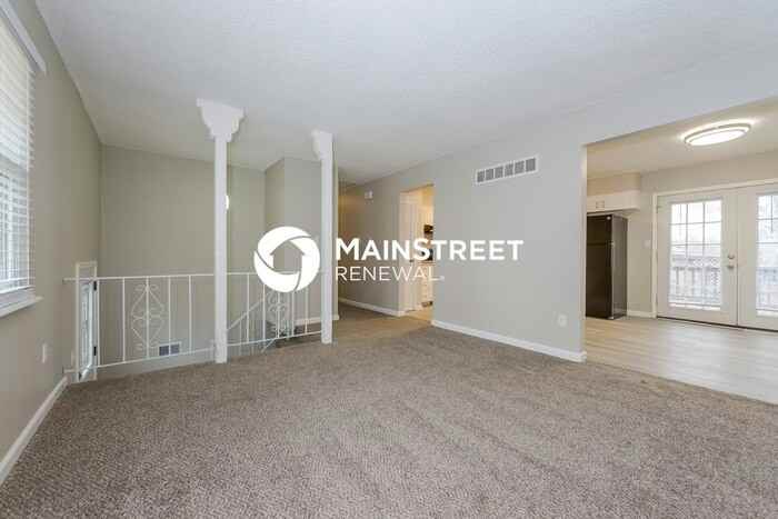 504 Sw Shamrock Pl - Photo 7 of 17