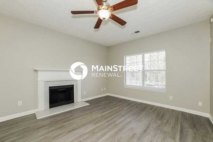 4056 Robin Cir - Photo 4 of 17