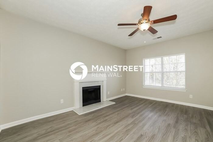 4056 Robin Cir - Photo 5 of 17