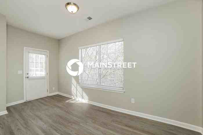 4056 Robin Cir - Photo 6 of 17