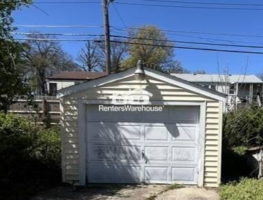 1811 Engelholm Ave - Photo 4 of 14