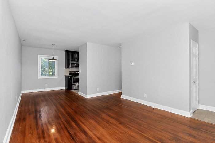 1513 Pecan Ave - Photo 4 of 33