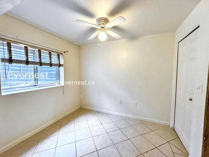 615 Seawell Dr - Photo 7 of 24