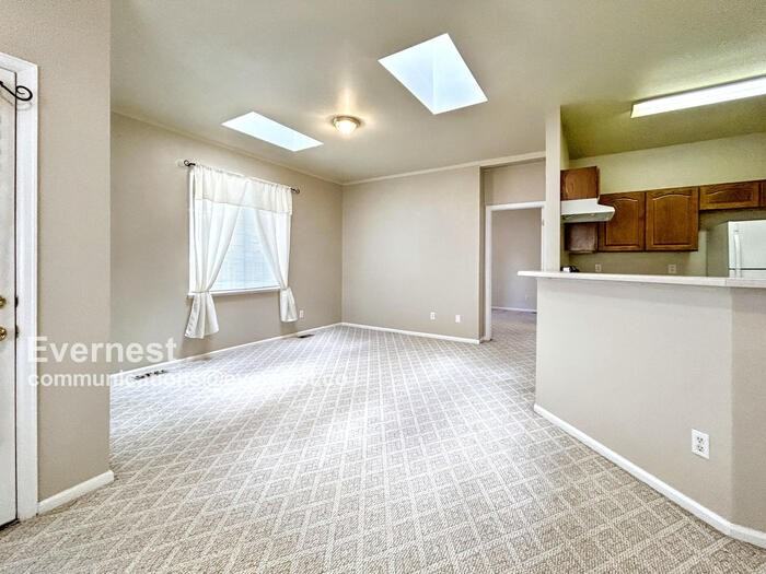 7220 Leeside Vw - Photo 4 of 20