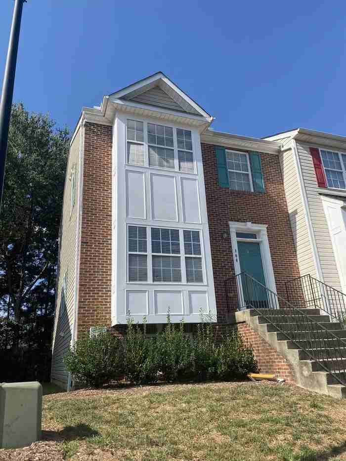 2810 Barrymore St #104 - Photo 2 of 31