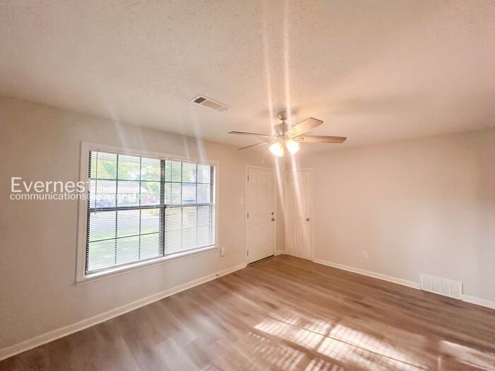 8328 Dottley Dr - Photo 5 of 27