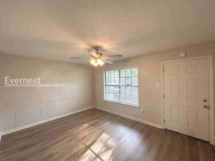 8328 Dottley Dr - Photo 6 of 27