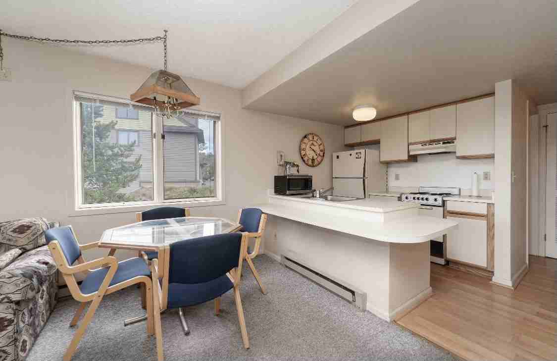 247 Lake Dr #3206 - Photo 4 of 9