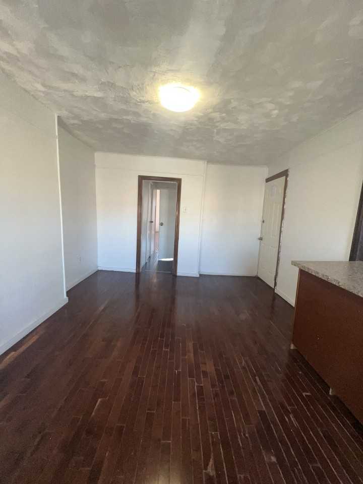 73 Hart St #3 - Photo 2 of 13