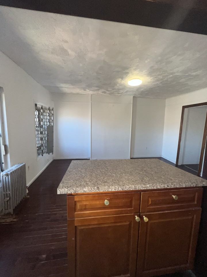 73 Hart St #3 - Photo 5 of 13