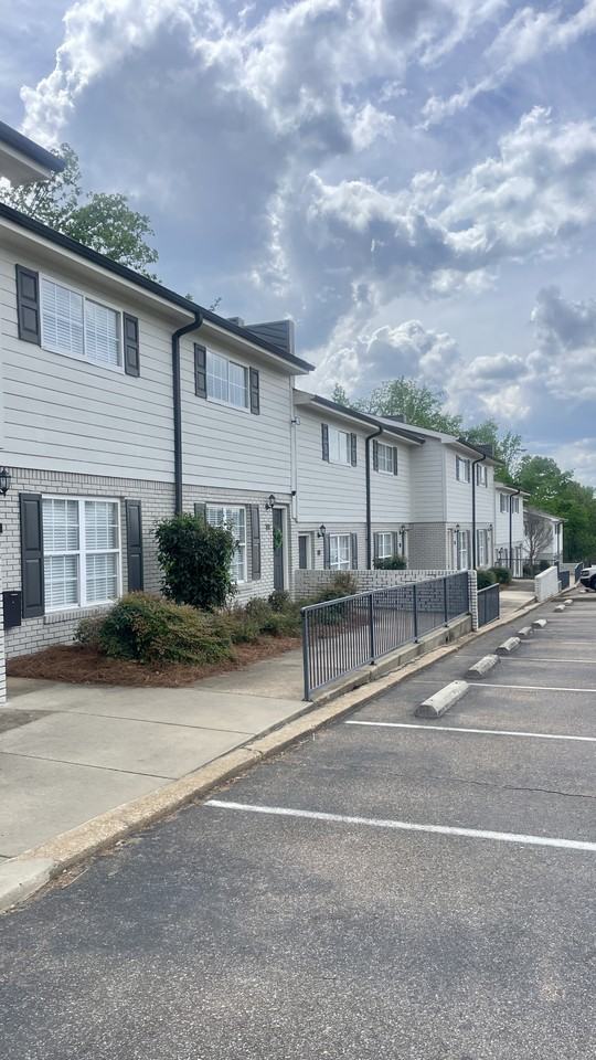 1803 Jackson Ave W #60 - Photo 2 of 3