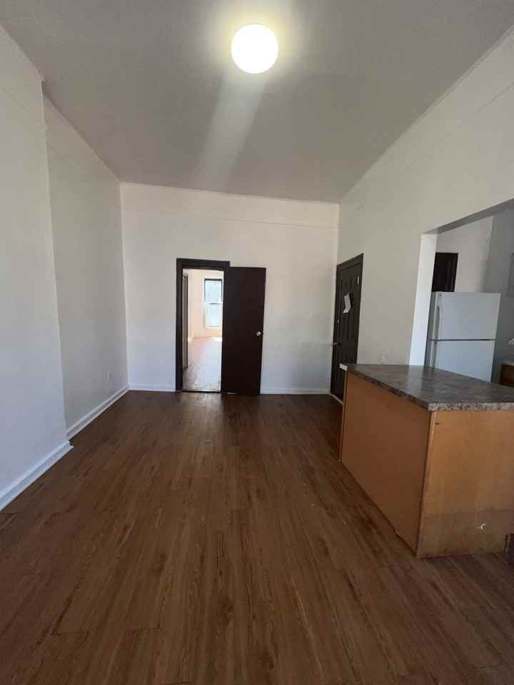 73 Hart St #1 - Photo 2 of 8