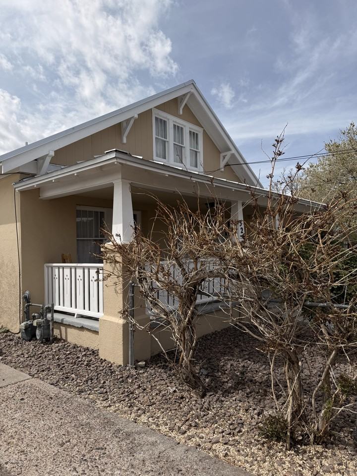 326 Staab St #NA - Photo 4 of 6