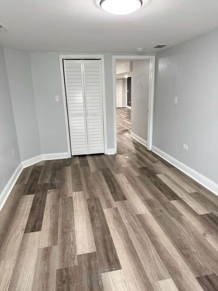 5030 S Throop St #BS - Photo 4 of 9