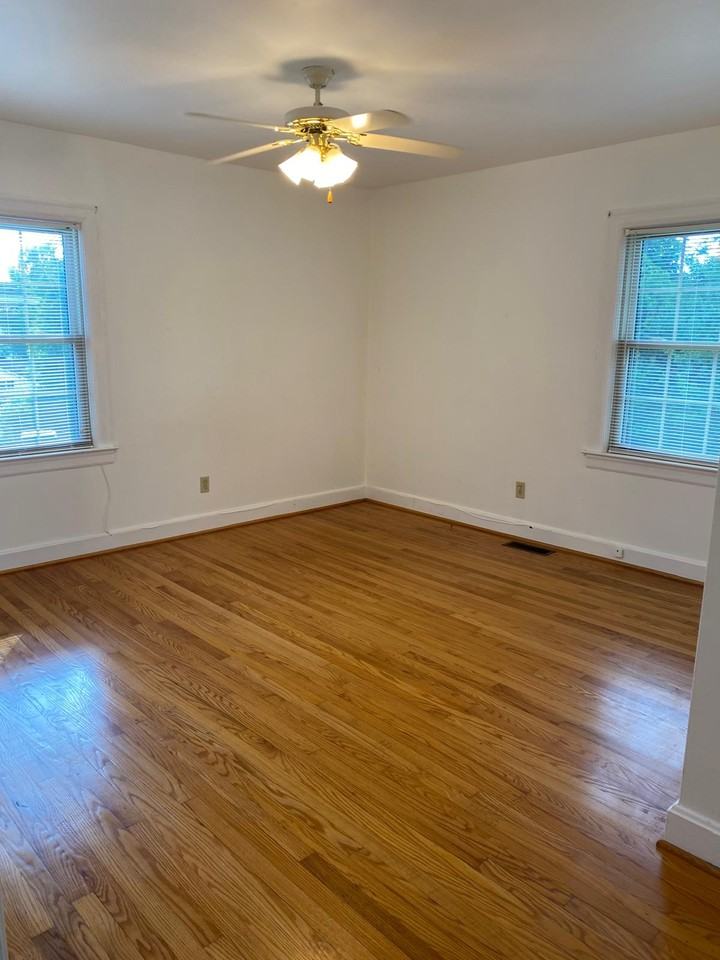 145 Montgomery Ct #NA - Photo 3 of 8